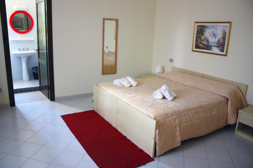 Hotel La Pineta อาร์บอเรีย ห้อง รูปภาพ